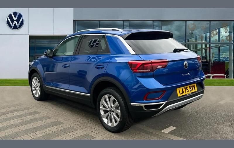 New VW T-Roc Style 147 HP (108 kW) 2025 Blue SUV