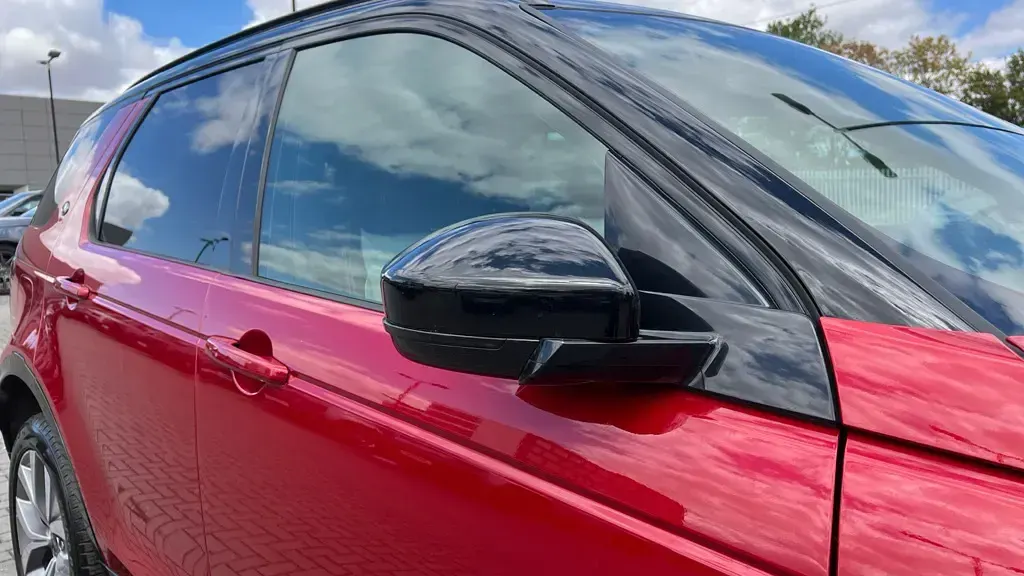 Used Land Rover Discovery Sport HSE Dynamic 204 HP (150 kW) 2025 Metallic  firenze red SUV