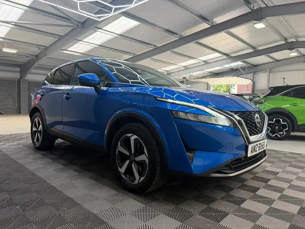 Used Nissan Qashqai N-Connecta 140 HP (102 kW) 2023 Blue SUV