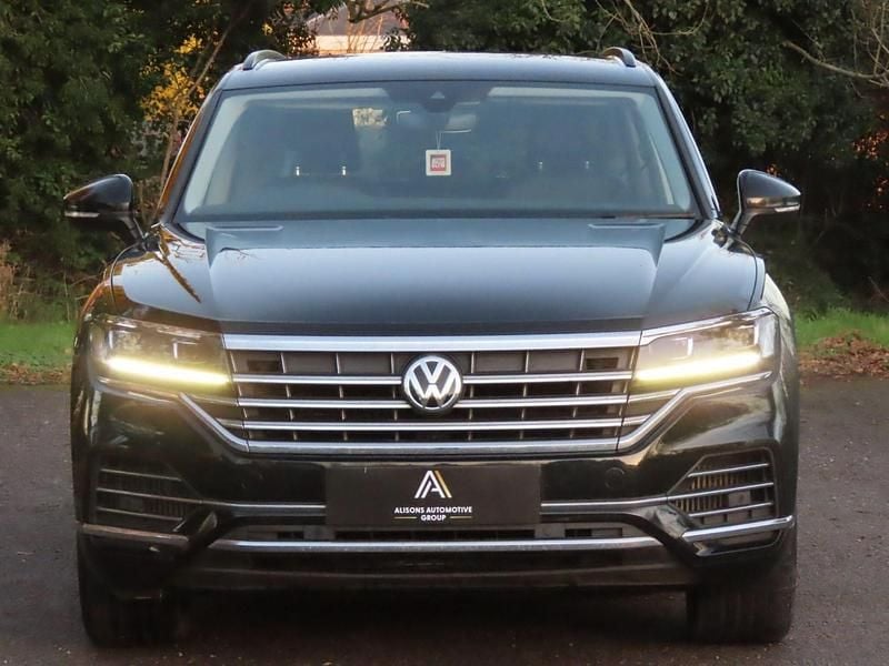 Used VW Touareg SEL 340 HP (250 kW) 2019 Black SUV
