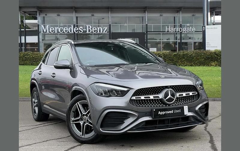 Used Mercedes GLA200 Executive 161 HP (118 kW) 2024 Grey SUV