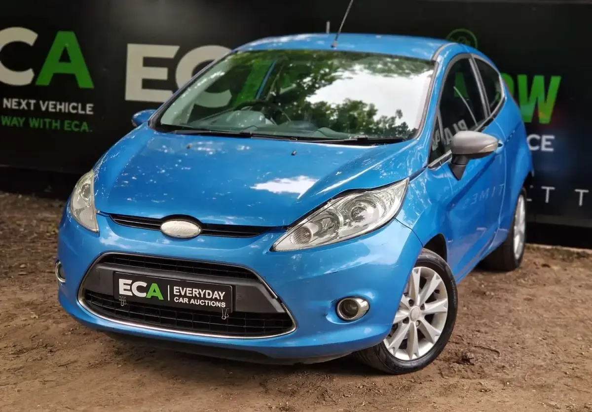 Used Ford Fiesta Zetec 96 HP (70 kW) 2010 Blue Hatchback