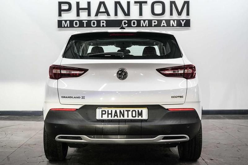 Used Vauxhall Grandland X Elite 2020 White SUV