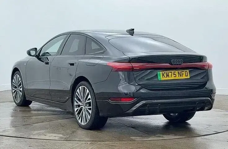 Nowe Audi A6 e-tron Performance 269 kW (367 KM) 2025 Czarny Hatchback