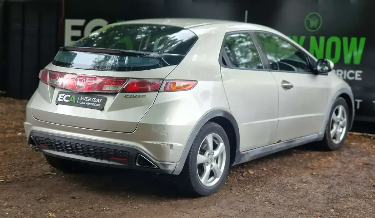 Used Honda Civic SE 140 HP (102 kW) 2008 Silver Hatchback
