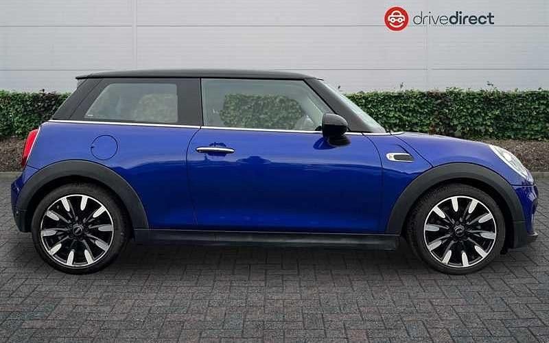 Used Mini Cooper Hatch 136 HP (100 kW) 2018 Blue Hatchback