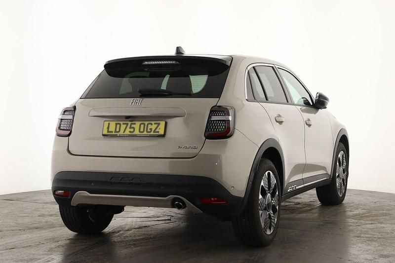 Used Fiat 600 La Prima 2025 Beige SUV