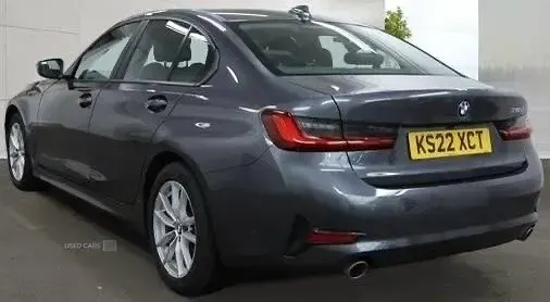 Usado BMW 318 2022 Gris Berlina