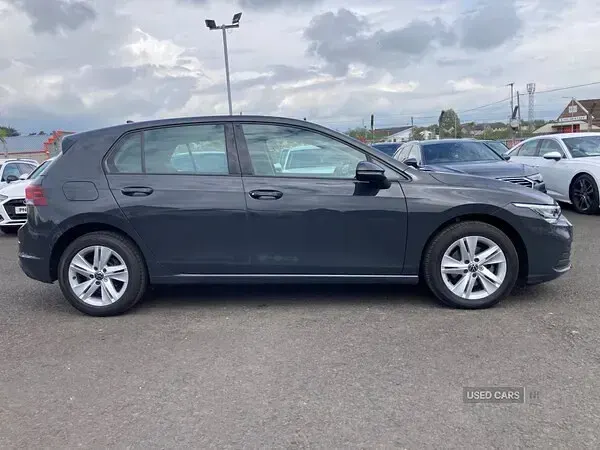 Used VW Golf VIII Life 130 HP (95 kW) 2024 Grey Hatchback