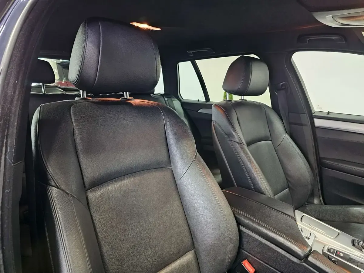 Używany BMW 520 M Sport 2014 Niebieski Kombi