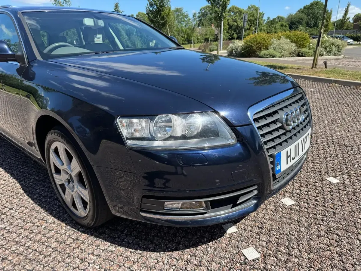 Used Audi A6 Performance 190 HP (139 kW) 2011 Blue Estate