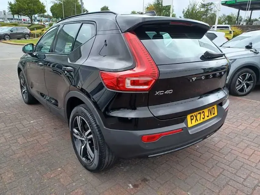 Used Volvo XC40 Plus 161 HP (118 kW) 2024 SUV