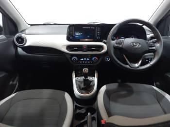 Used Hyundai i10 Premium 84 HP (61 kW) 2023 Black Hatchback