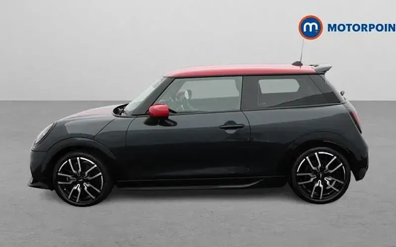 Used Mini Cooper Sport 114 kW (156 HP) 2026 Hatchback