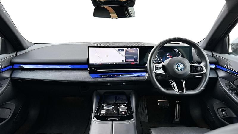 Used BMW 550e M Sport 482 HP (354 kW) 2024 Black
