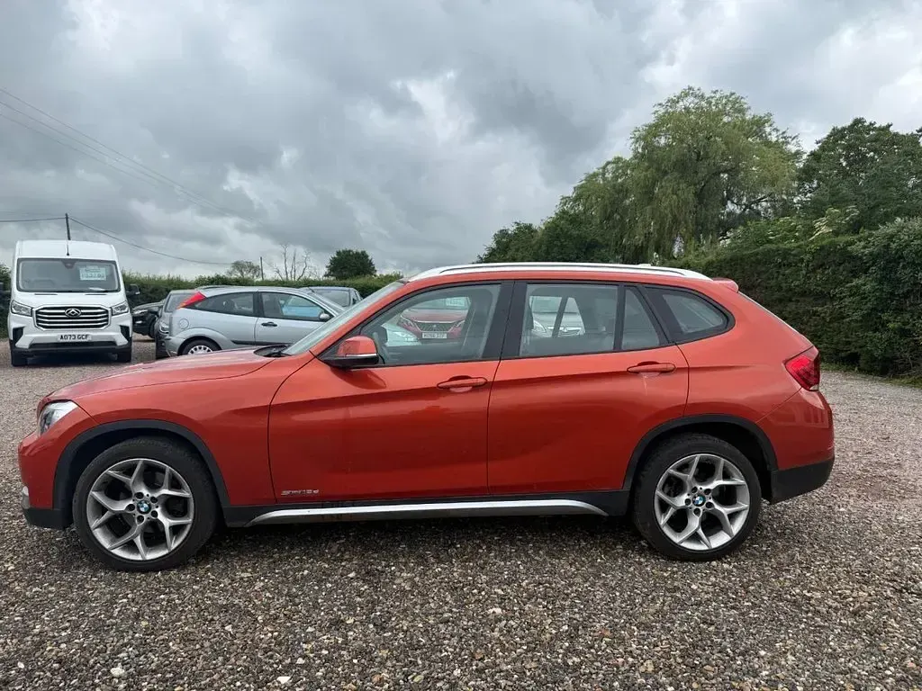 Used BMW X1 xLine 143 HP (105 kW) 2012 Orange SUV