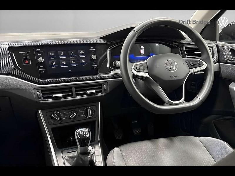 Used VW Taigo Match 115 HP (84 kW) 2025 Black SUV