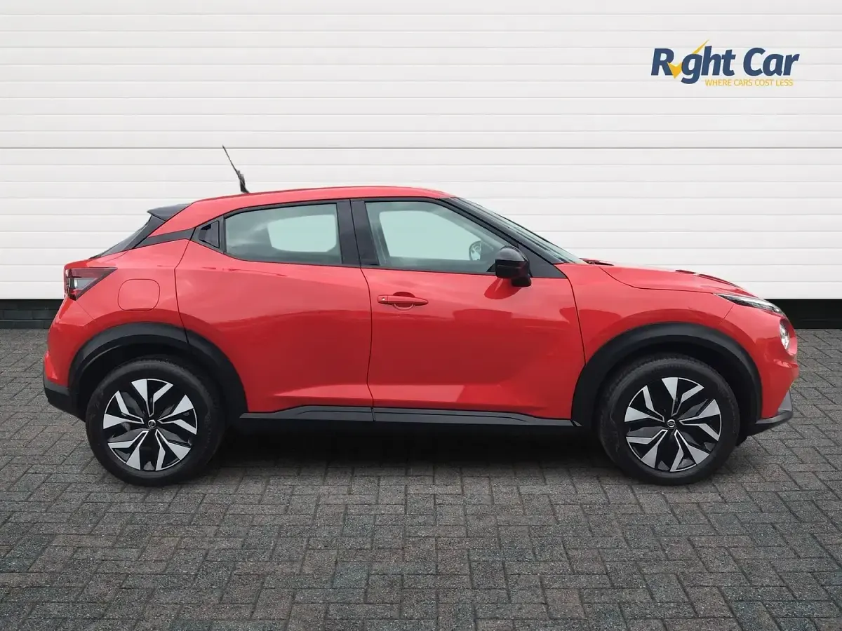 Used Nissan Juke Acenta 114 HP (83 kW) 2021 Red SUV