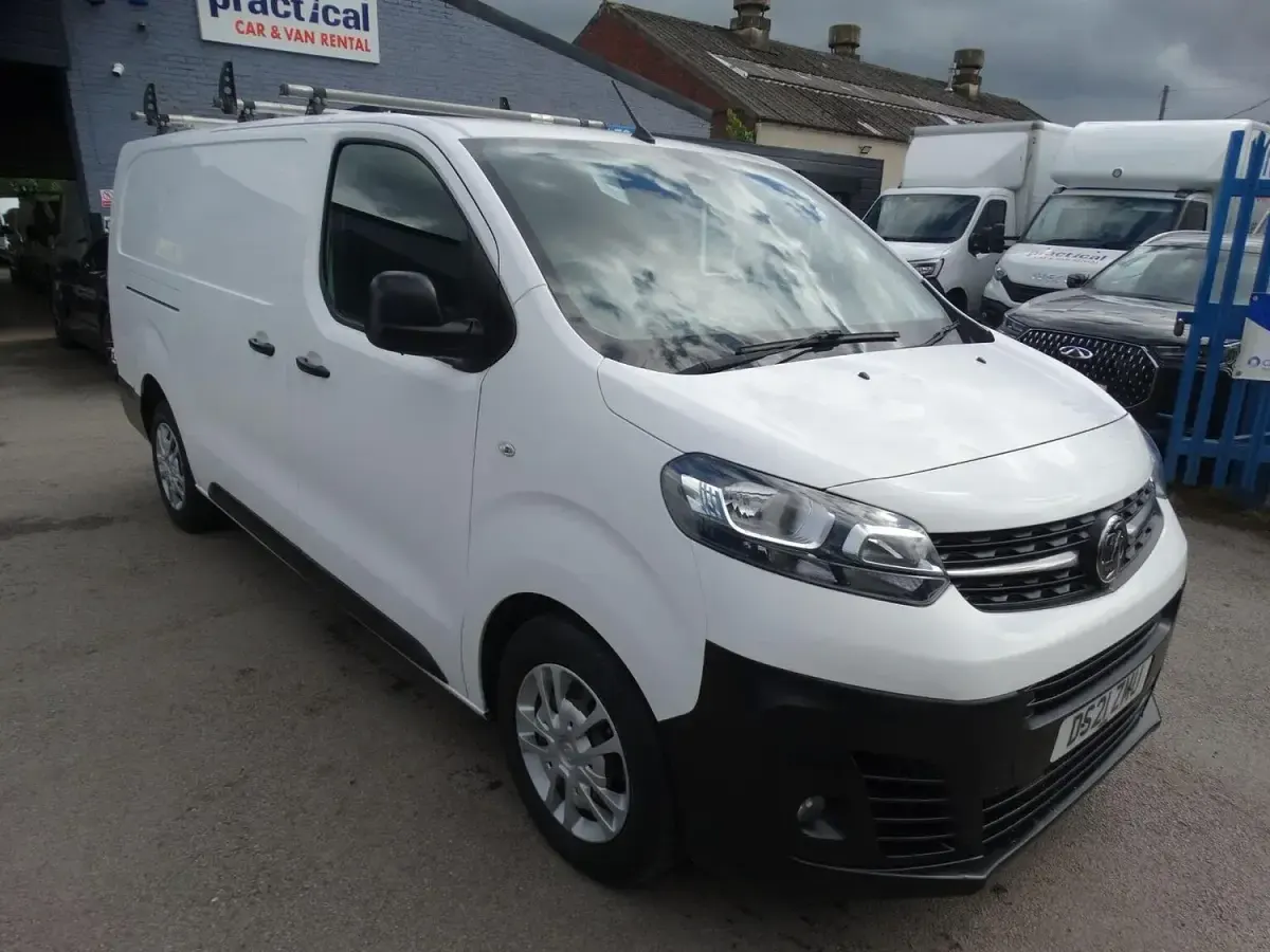 Used Vauxhall Vivaro S 2021 White MPV