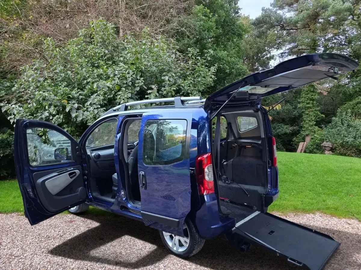 Used Fiat Qubo Trekking 2010 Blue MPV