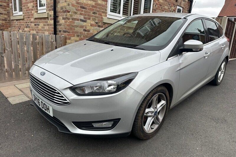 Silver Used 2016 Ford Focus Zetec Hatchback | £3,500 (Fair price) - Image 1/1