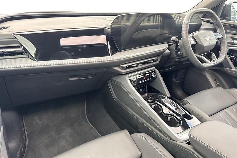 Used Audi Q5 S-Line 204 HP (150 kW) 2025 Mythos black SUV