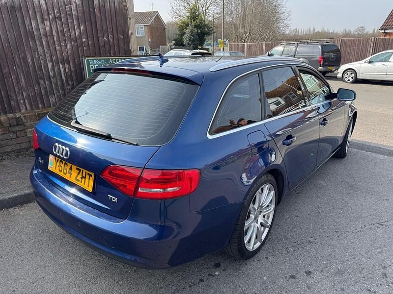 Begagnad Audi A4 177 HK (130 kW) 2015 Blå Kombi