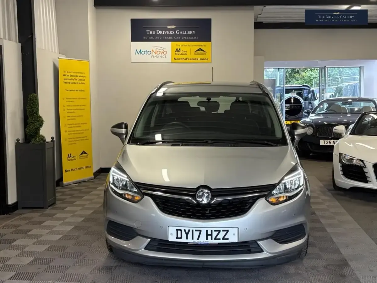 Used Vauxhall Zafira Tourer Design Edition 2017 Silver MPV