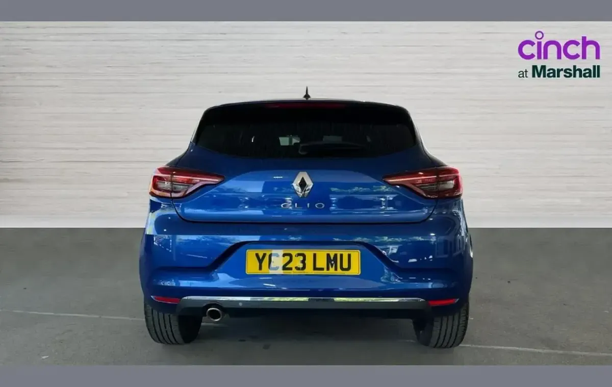 Używany Renault Clio V Techno 90 KM (66 kW) 2023 Niebieski Hatchback