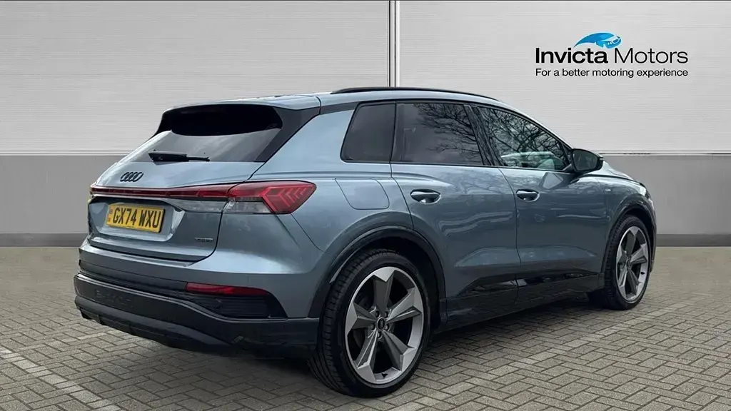 Second-hand Audi Q4 e-tron Black Edition 210 kW (286 CP) 2024 SUV