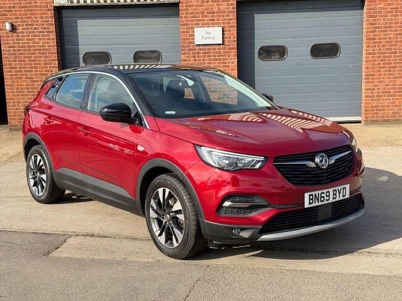 Red Used 2019 Vauxhall Grandland X Sport SUV | £12,995 (A bit pricey) - Image 1/4