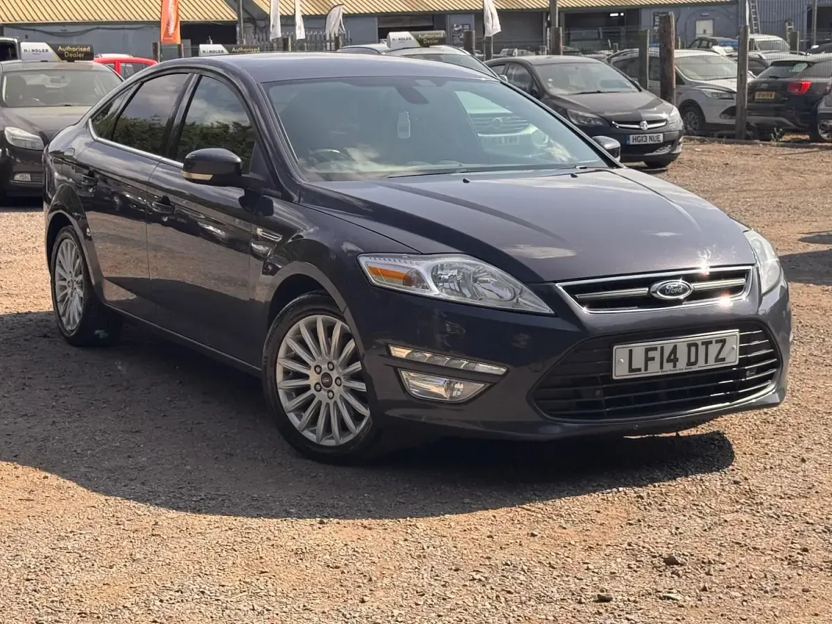 Used Ford Mondeo Business Edition 150 HP (110 kW) 2014 Grey Hatchback