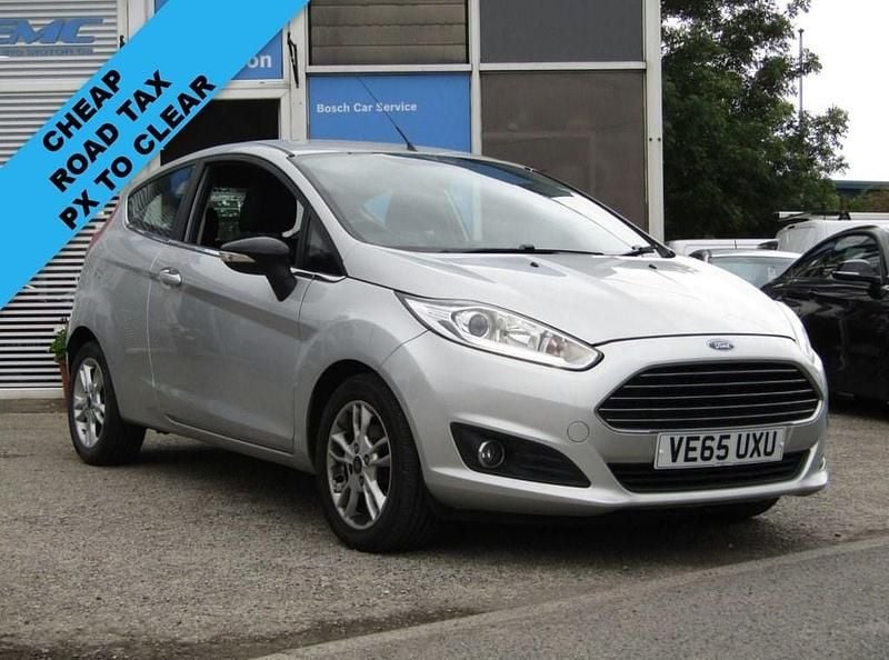 Silver Used 2015 Ford Fiesta Zetec Hatchback | £2,198 (Good price) - Image 1/4