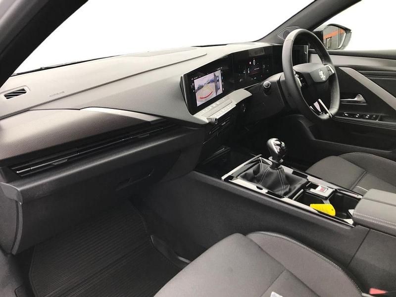 Used Vauxhall Astra S 130 HP (95 kW) 2025 Grey Estate