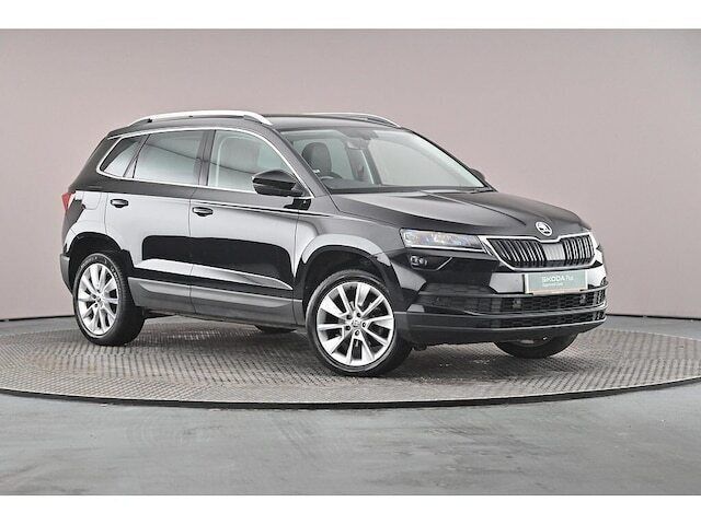 Black magic pearl effect Used 2022 Skoda Karoq SE L SUV | £18,882 (Fair price) - Image 1/4