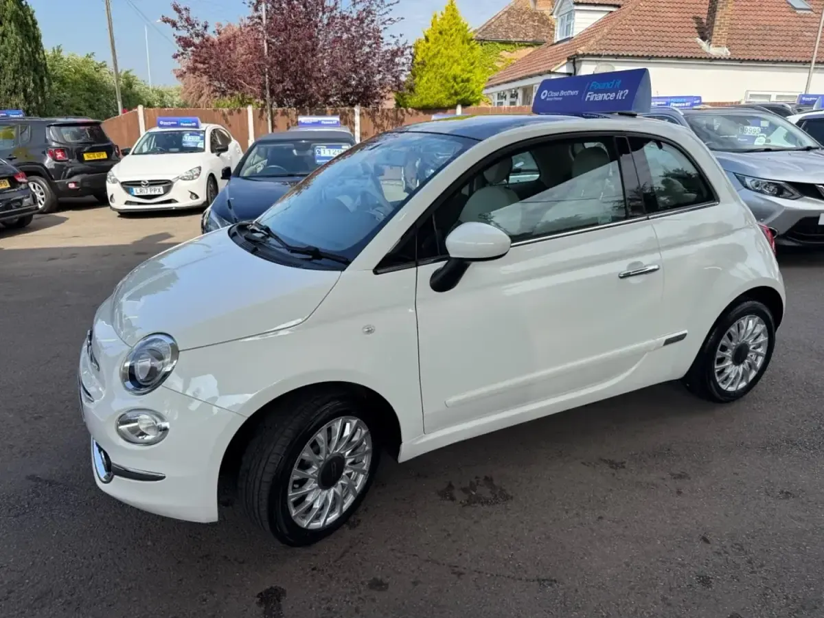 Używany Fiat 500 Lounge 69 KM (50 kW) 2016 Biały Hatchback