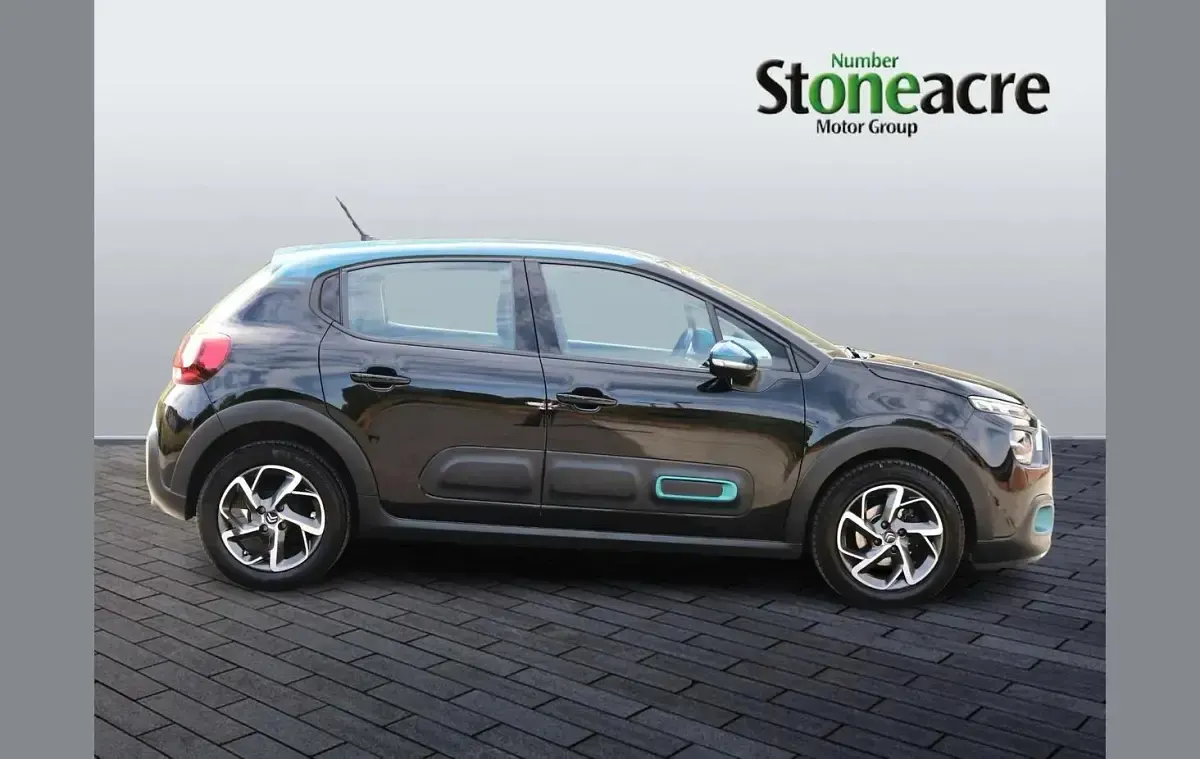 Used Citroën C3 Flair 83 HP (61 kW) 2021 Black Hatchback