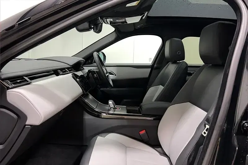 Used Land Rover Range Rover Velar SE Dynamic 201 HP (147 kW) 2025 Black SUV