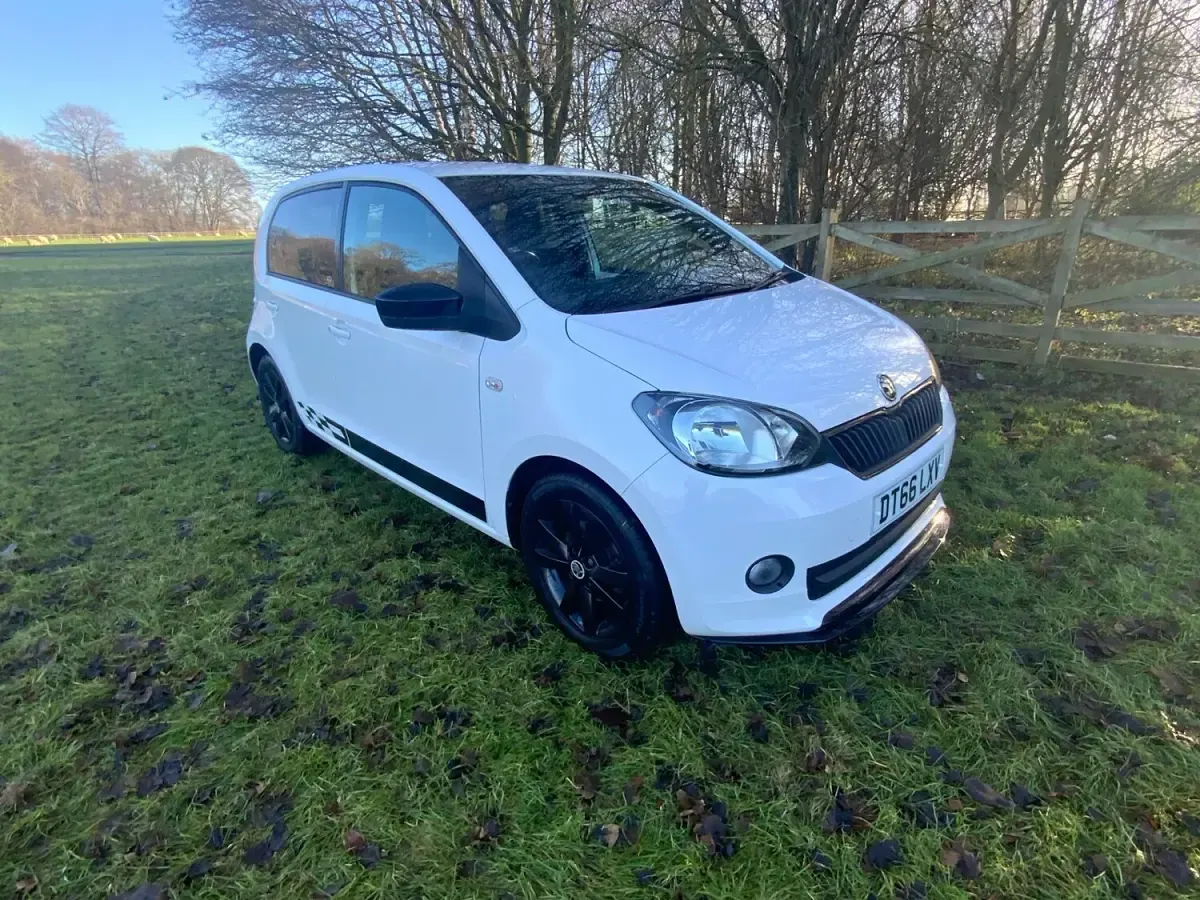 Used Skoda Citigo Monte Carlo 2017 White Hatchback