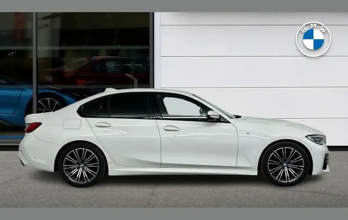 Used BMW 320 M Sport 181 HP (133 kW) 2021 White Sedan
