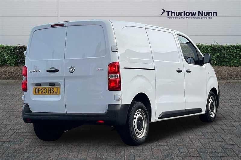 Used Vauxhall Vivaro 100 HP (73 kW) 2023 White MPV