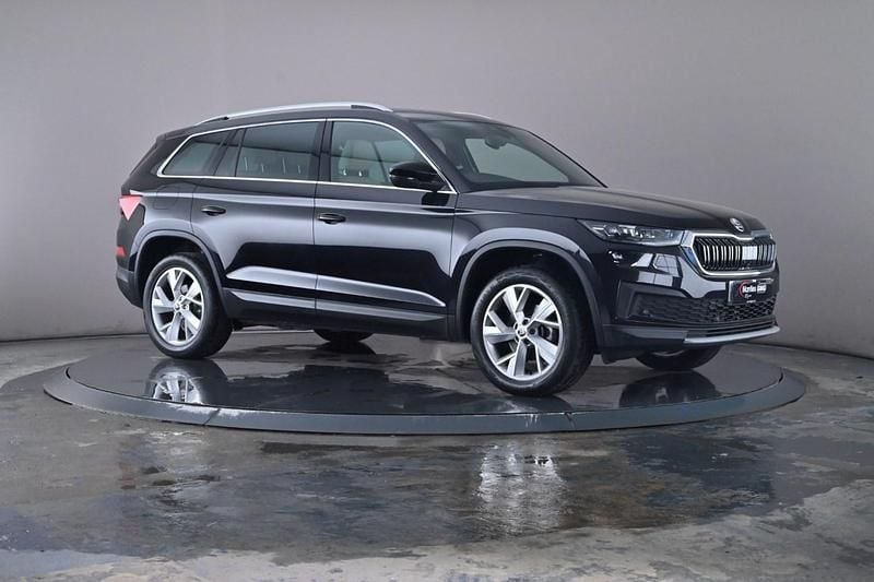 Black Used 2024 Skoda Kodiaq SE L Executive SUV | £28,680 (Good price) - Image 1/4