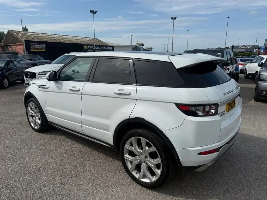 Used Land Rover Range Rover evoque Autobiography 190 HP (139 kW) 2015 White SUV
