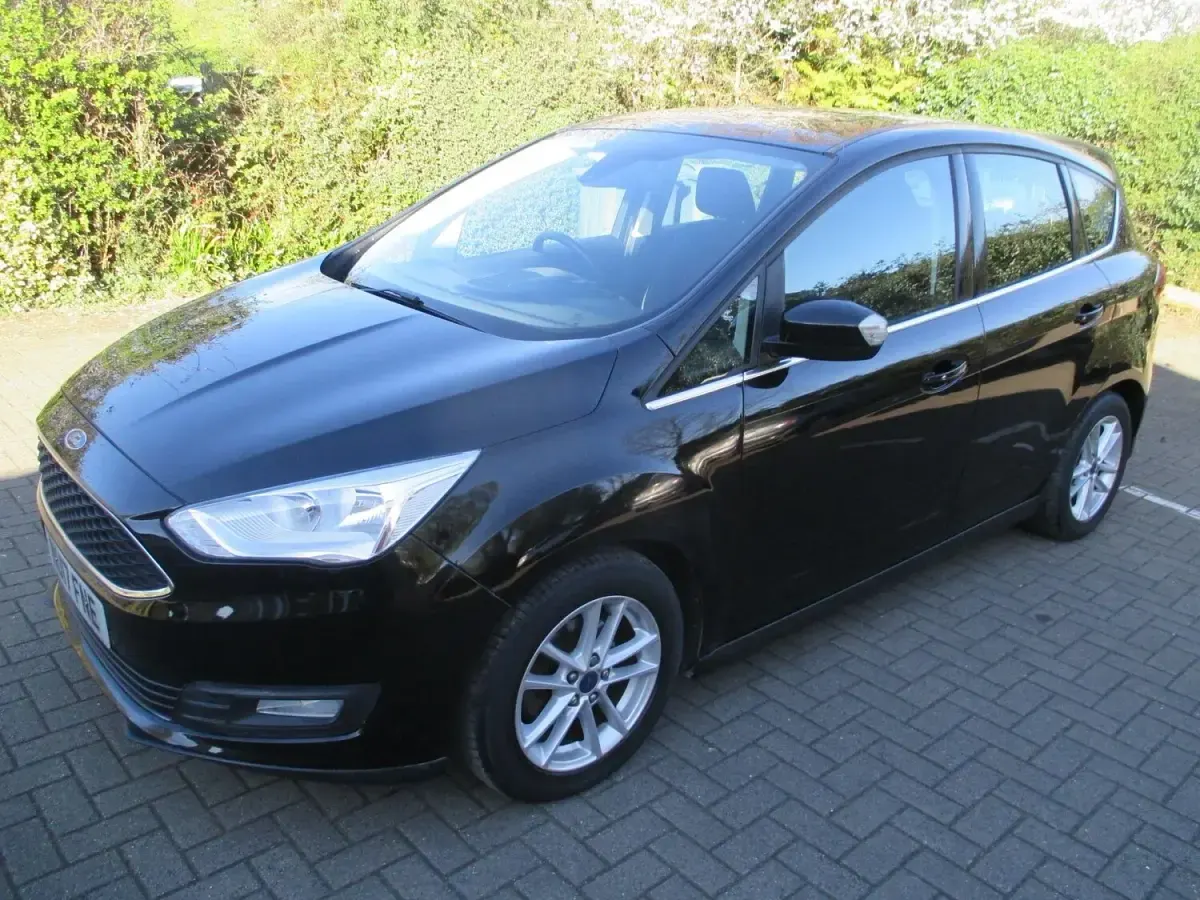 Used Ford C-MAX Zetec 120 HP (88 kW) 2017 Black MPV