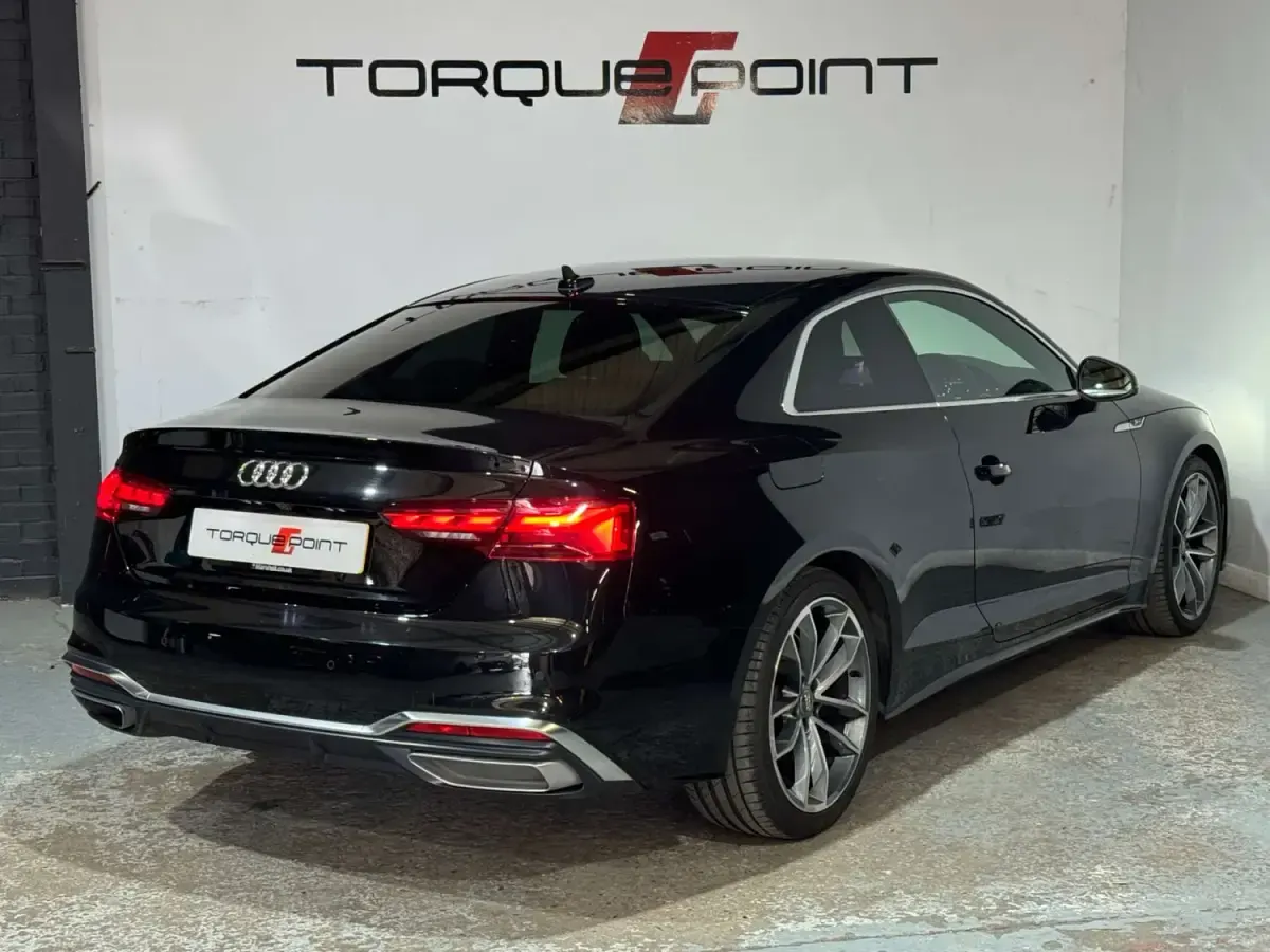 Second-hand Audi A5 S-Line 190 CP (139 kW) 2020 Negru Coupe