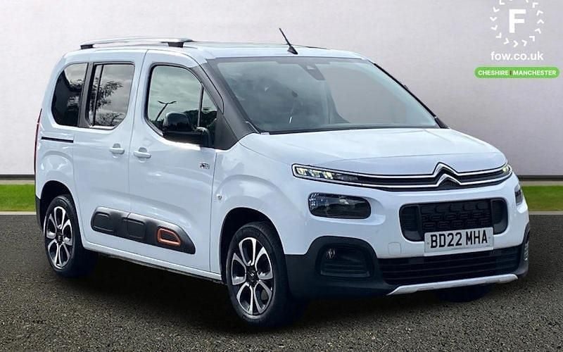 White Used 2022 Citroën Berlingo XTR MPV | £17,199 (Good price) - Image 1/3