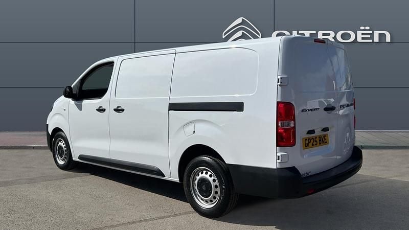 Usado Peugeot Expert 120 HP (88 kW) 2025 Van