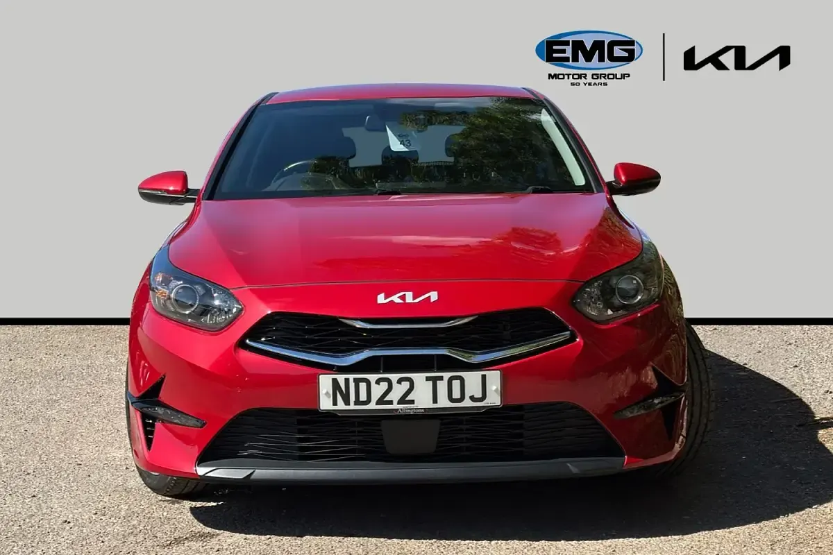 Used Kia Ceed 158 HP (116 kW) 2022 Red Hatchback