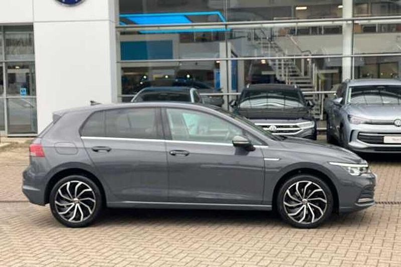 Used VW Golf VIII 150 HP (110 kW) 2023