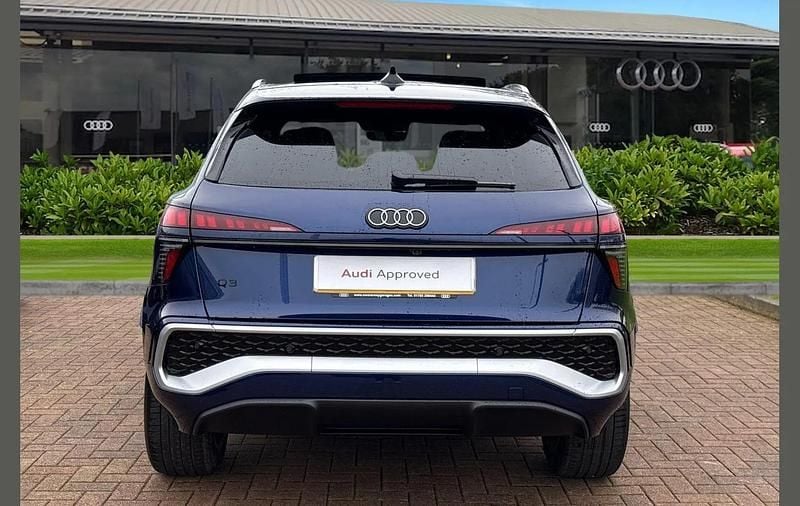 New Audi Q3 S-Line 150 HP (110 kW) 2025 Blue SUV